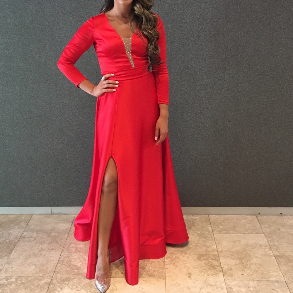 Check out my closet for more!!